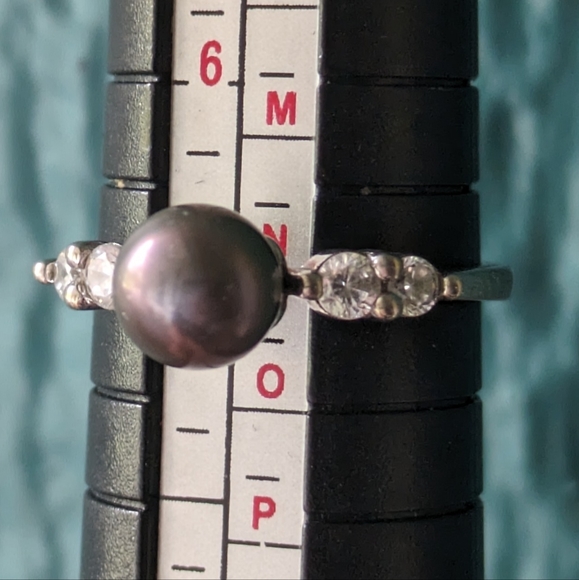 Skydancer Ring - Size 7 - Vantel Pearls - Picture 9 of 12